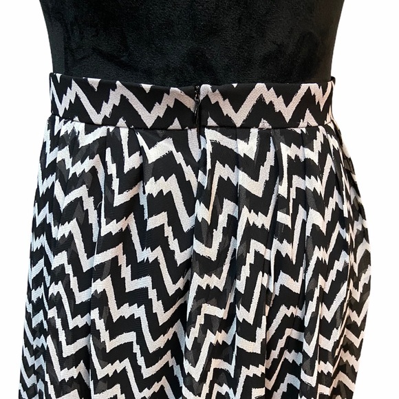 Bcbgeneration maxi skirt with lace - Picture 4 of 6